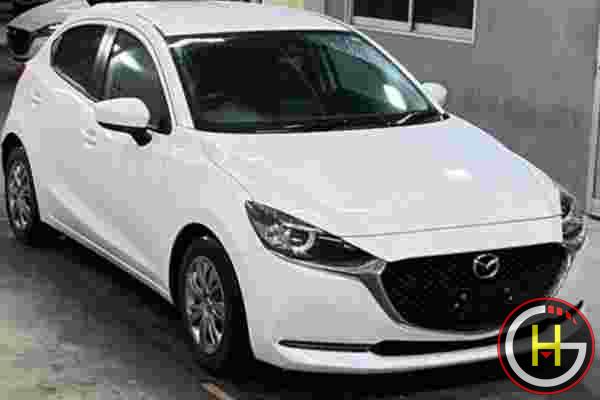 MAZDA 2